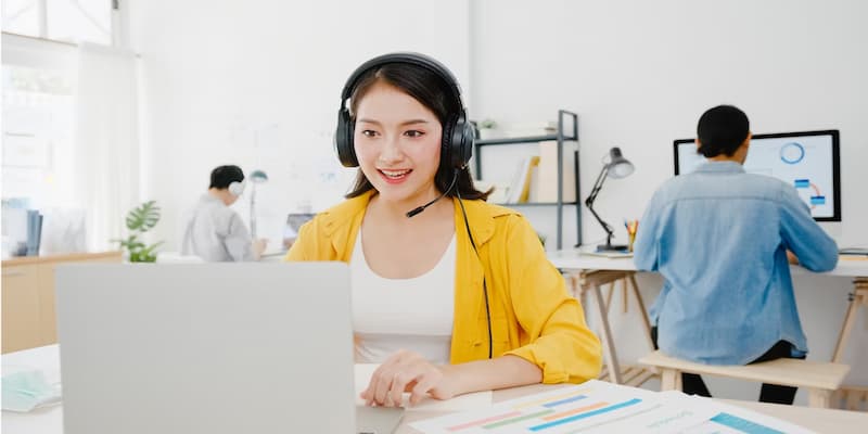 Lựa chọn nhiều kênh liên hệ